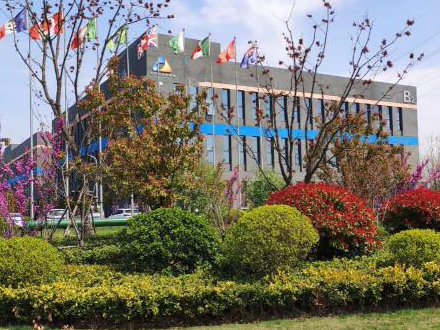 厉害了！中国扫地机器人称霸全球市场：每10台就有7台来自中国五强包揽全球前五【附扫地机器人行业市场分析】